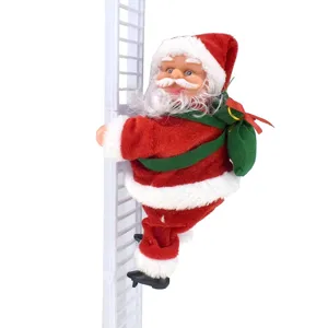 Detalle de Papa Noel electrico trepando por una escalera con un traje de felpa rojo.
