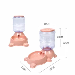 Ensemble distributeur d'eau automatique et gamelle pour animaux design rose chat.