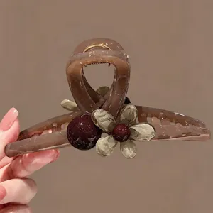 Elegante braune marmorierte Blumen Haarklammer für Damen, schicker Haargreifer fürs Styling.