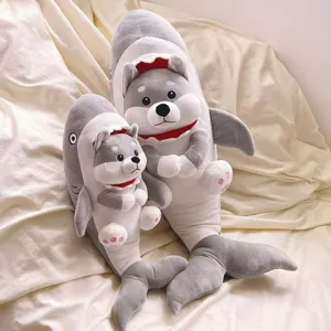 Joli oreiller en peluche chien requin, poupée en peluche créative cadeau vue de détail.