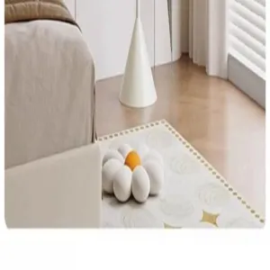 Moderner vertikaler Garderobenständer für das Schlafzimmer, Luxus Bodenkleiderständer Zuhause.