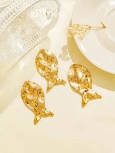 Goldener gehämmert Fisch Metall Anhänger Detail, Edelstahl DIY Schmuckzubehör Zubehör.