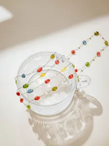 Farbige Perlen Brillenbänder DIY Schmuckzubehör mit Perlen und Steinen, Detailaufnahme.