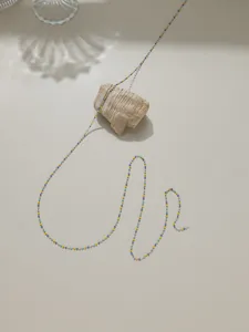 Chaîne de mini perles en acier inoxydable, détail de chaîne de lunettes DIY colorée.