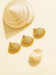 Gold seashell pendant charms with colorful gems for DIY jewelry making and bag accessories.