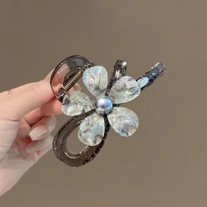 Koreanischer funkelnder Blumen-Haar-Klammer-Clip, transparentes Harz-Design für elegantes Styling.