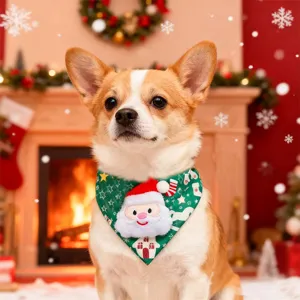 Noël Animal Domestique Foulard Triangulaire Collier de Chat Bavoir de Salive de Chien Festif Avec Décoration de Poupée en Peluche 3D Accessoires de Vacances