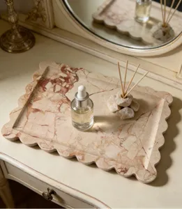 Vassoio in marmo naturale con bordi smerlati, elegante vassoio decorativo quadrato per gioielli e aromi.
