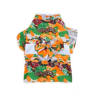 Japanischer Stil Haustier Kimono für Hunde Katzen lebendiger Blumenprint Frühlingskleidung