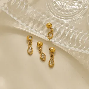 Goldfarbene Stopperperlen mit Zirkonia Anhängern, Silikon gefütterte DIY Schmuckzubehörteile.