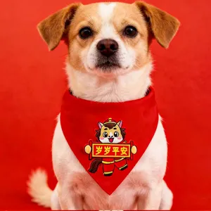Süßes Cartoon Haustier Lätzchen rotes dreieckiges Halsband für kleine Hunde Katzen