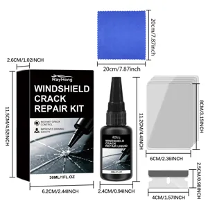 Dettagli dimensioni componenti kit riparazione parabrezza con liquido, raschietto e scatola.