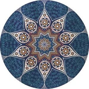 Tapis rond bohème vintage avec motif d'étoile mandalienne complexe, vue en gros plan.