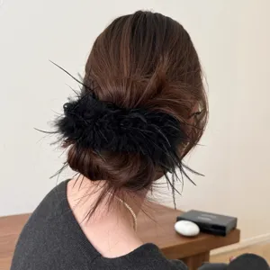 Elegant Feather Banana Clip Hairpin Fluffy Vertical Hair Claw For High Ponytail Back Head Styling Accessories For Women Gift