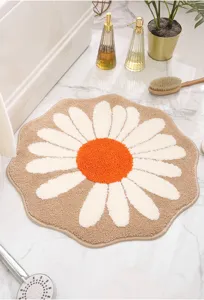 Daisy floral bath mat, cute tufted floor rug for bathroom, bedroom, entryway and living room.