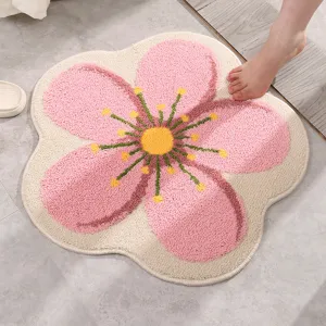 Cute fluffy flower-shaped floor mat, soft imitation cashmere bath rug for bedroom and entry.