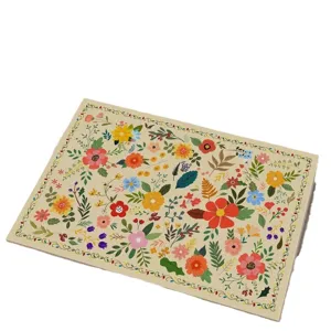 Floral cashmere-like non-slip floor mat, soft bathroom door rug for indoor home decoration.