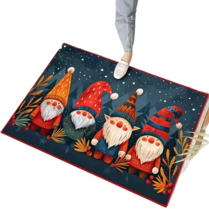 Tessuto zerbino natalizio con simpatici gnomi, tappeto antiscivolo ideale per decorare la casa.