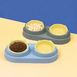 Double pet bowls for cats and dogs, dual-use food and water bowls with cute cat ear design.