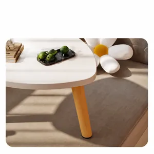 Piccolo tavolino da caffè in legno per finestra e balcone, tavolino basso minimalista per camera.