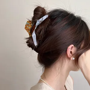 Koreanischer Acetat hohler grosser Klauenklammer fuer Damen, elegante Haarklammer.