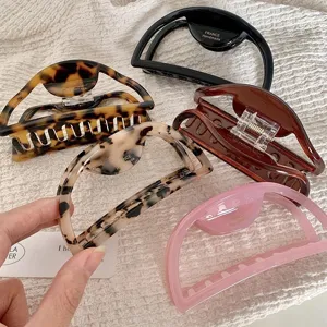 Elegante halbrunde Acetat Haarklammern, hohle Haargreifer für Damen und Alltagsstyling.