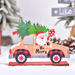 Ornamento per auto in legno con albero di Natale e Babbo Natale per decorazioni festive.