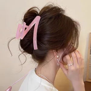 Pince à cheveux rose pailletée en forme de Z pour femmes, grande pince élégante.