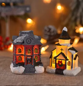 Weihnachts-Resin Miniaturhaus LED leuchtendes Gebäude Schnee Landschaft Desktop Deko