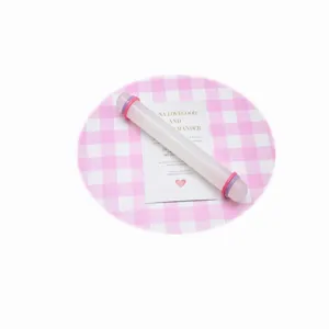 Acrylic clay rolling pin with colored rings for pottery, soft clay and crafting tools detail view