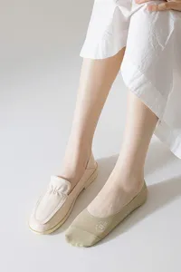 Women summer ice silk boat socks breathable anti slip invisible low cut shallow socks