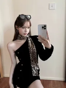 Leopard print chiffon scarf for women, lightweight soft long neck scarf for spring and summer.