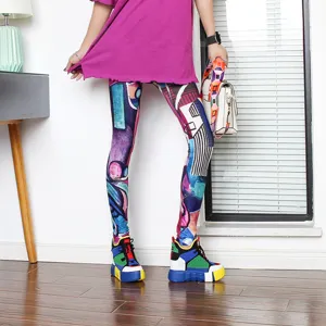 Women's abstract graffiti print leggings, stylish casual stretch slim pants for daily wear.