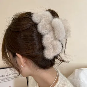 Gran pinza de pelo de felpa para mujer invierno pelo sintetico tiburon pinza accesorio