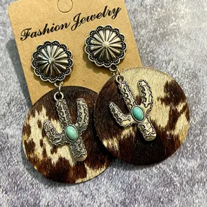 Western Vintage Echtleder Kuhfell Ohrringe mit Kaktus und Türkis Details Damen Boho Schmuck