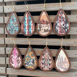 Western Vintage Wood Drop Earrings Aztec Bull Skull Pattern Waterdrop Ethnic Earrings For Women Jewelry Gift