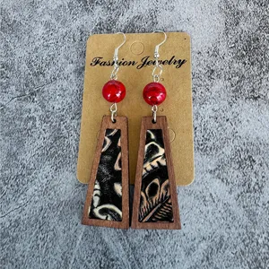 Retro wood and leather drop earrings with red stone beads for women fashion jewelry gifts.