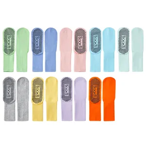 Non-slip yoga socks for women, professional pilates and fitness sports, solid color mid-calf.