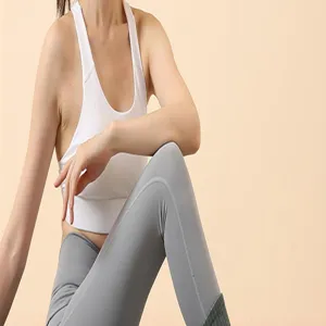 Bequeme Damen Yogasocken Detailansicht mit atmungsaktiver Baumwolle und rutschfester Sohle.