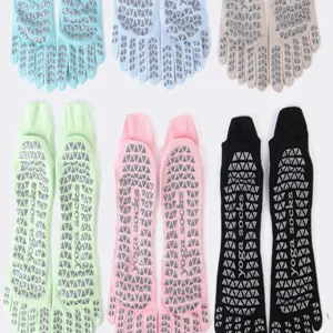 Five toe grip yoga socks non-slip pilates socks athletic cotton socks detail display.