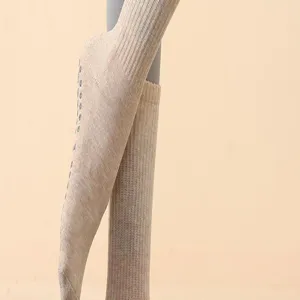 Antirutsch Yoga Socken für Damen, atmungsaktive Baumwolle Pilates Sport gerippte Socken.