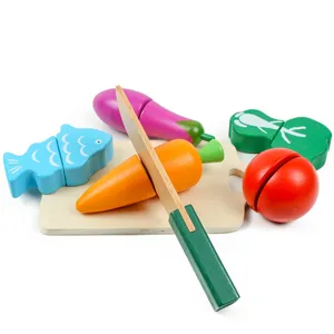 Houten snijdend speelgoed set voor kinderen, keuken fruit en groenten hoofdweergave foto.