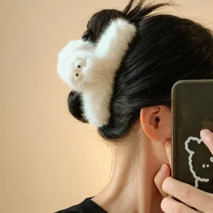 Süße Große Augen Plüsch Haarkralle Clip Für Frauen Lustige Weiche Pelzige Haarklemme Groß Rutschfest Haarschmuck Herbst Winter