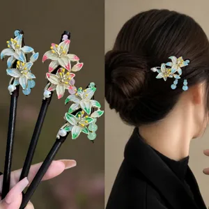 Chinese Style Flower Wooden Hair Stick For Women Antique Enamel Iris Tassel Hair Fork Elegant Handcrafted Hair Pin Jewelry