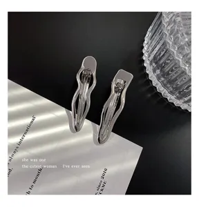 Pinzas para el pelo de metal plateado para mujer, elegantes clips de pico de pato para cabello.