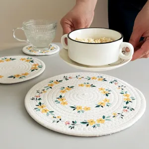 Cotton braided heat insulation placemat with floral print, anti-scald table mat and cup coaster