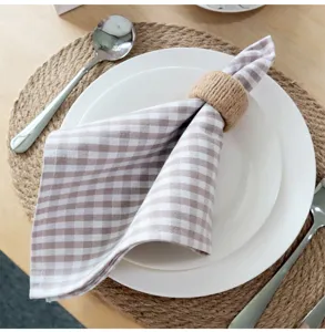 American style plaid cotton napkin with jute napkin ring for home dining table and kitchen.