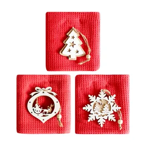 Set strofinacci da cucina in cotone waffle di Natale con ornamenti in legno, 3 pz rosso