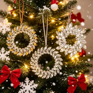 Weihnachtsbaum Dekoration Metall Schneeflocke Hängeanhänger Strass Kranz Ornament Festliche Feiertag Home Decor Zubehör