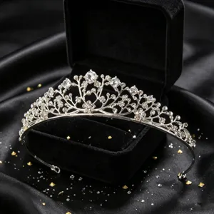 Stunning crystal tiara princess crown for party hair accessories elegant crystal headpiece.
